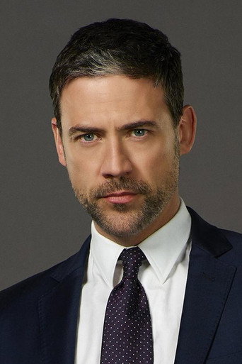Ảnh của Adam Rayner