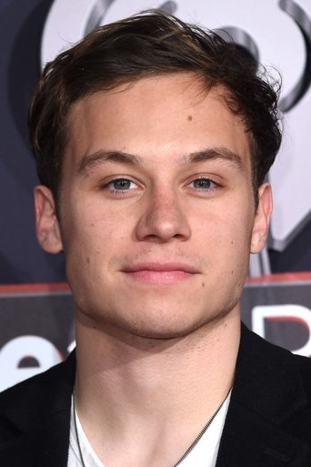 Ảnh của Finn Cole