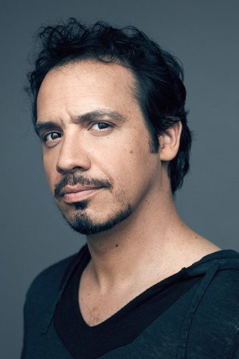 Ảnh của Alexandre Astier